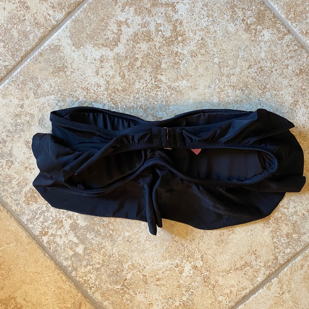 Victoria’s Secret Bandeau Bathing Suit Top - Picture 2 of 3